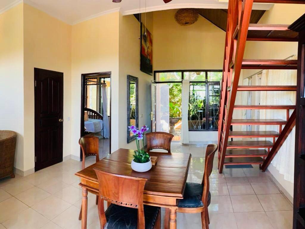 Giri'S Villa Jimbaran Ungasan  Luaran gambar